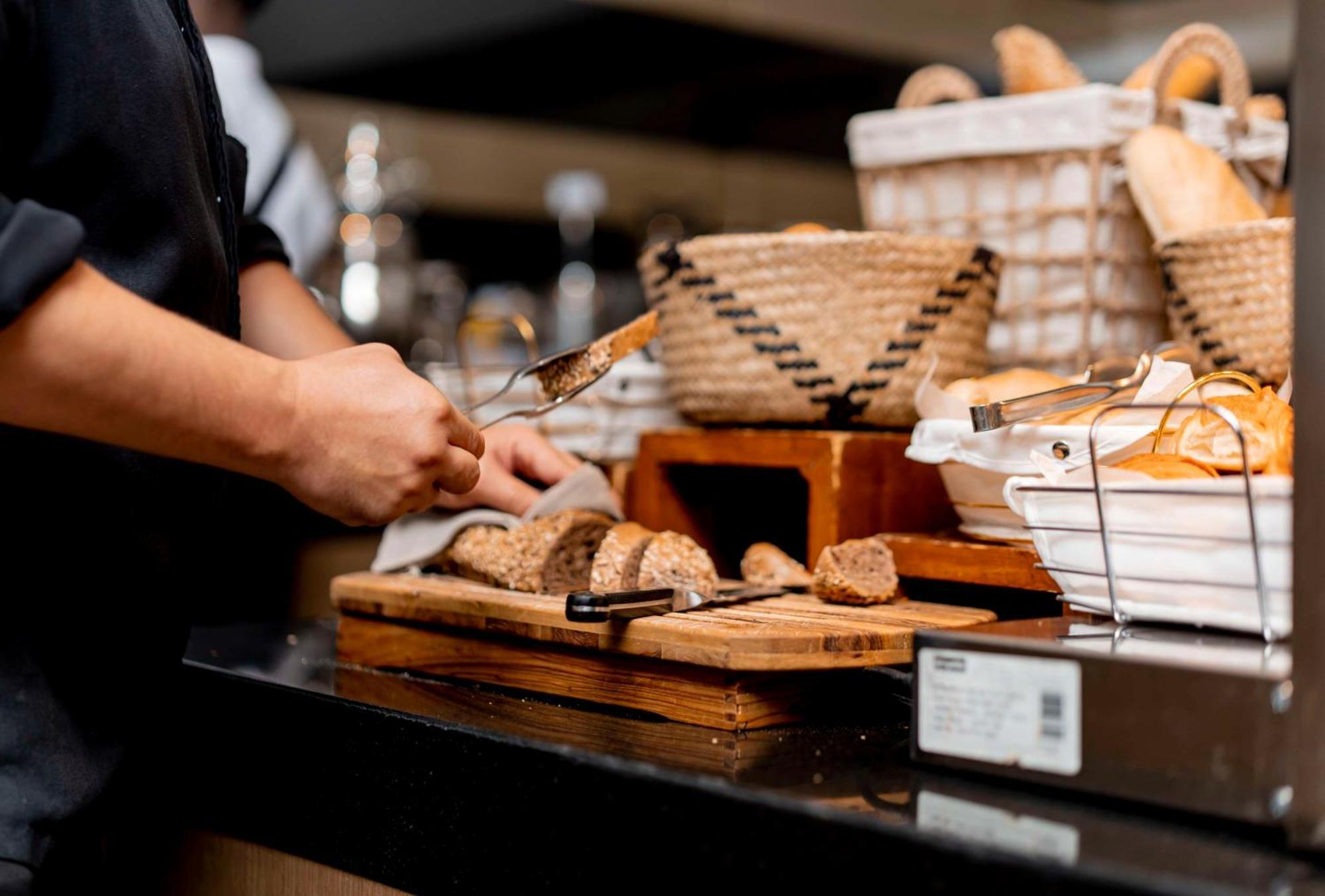 Radisson Blu Hotel & Conference Center, Niamey Ngoại thất bức ảnh