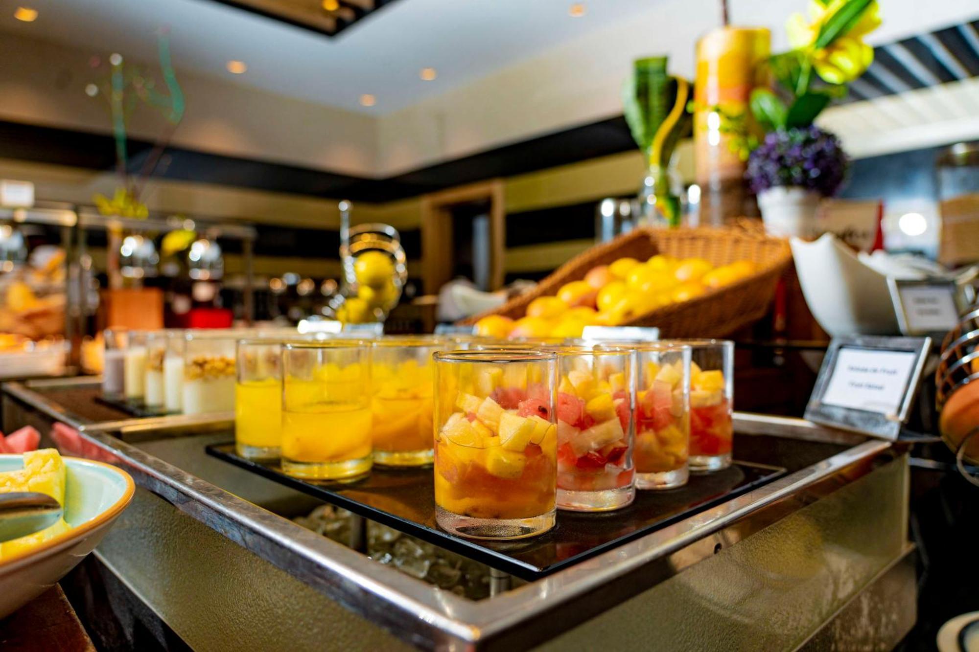 Radisson Blu Hotel & Conference Center, Niamey Ngoại thất bức ảnh