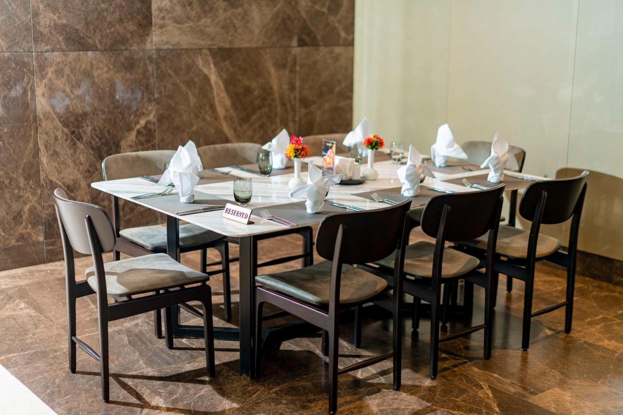 Radisson Blu Hotel & Conference Center, Niamey Ngoại thất bức ảnh