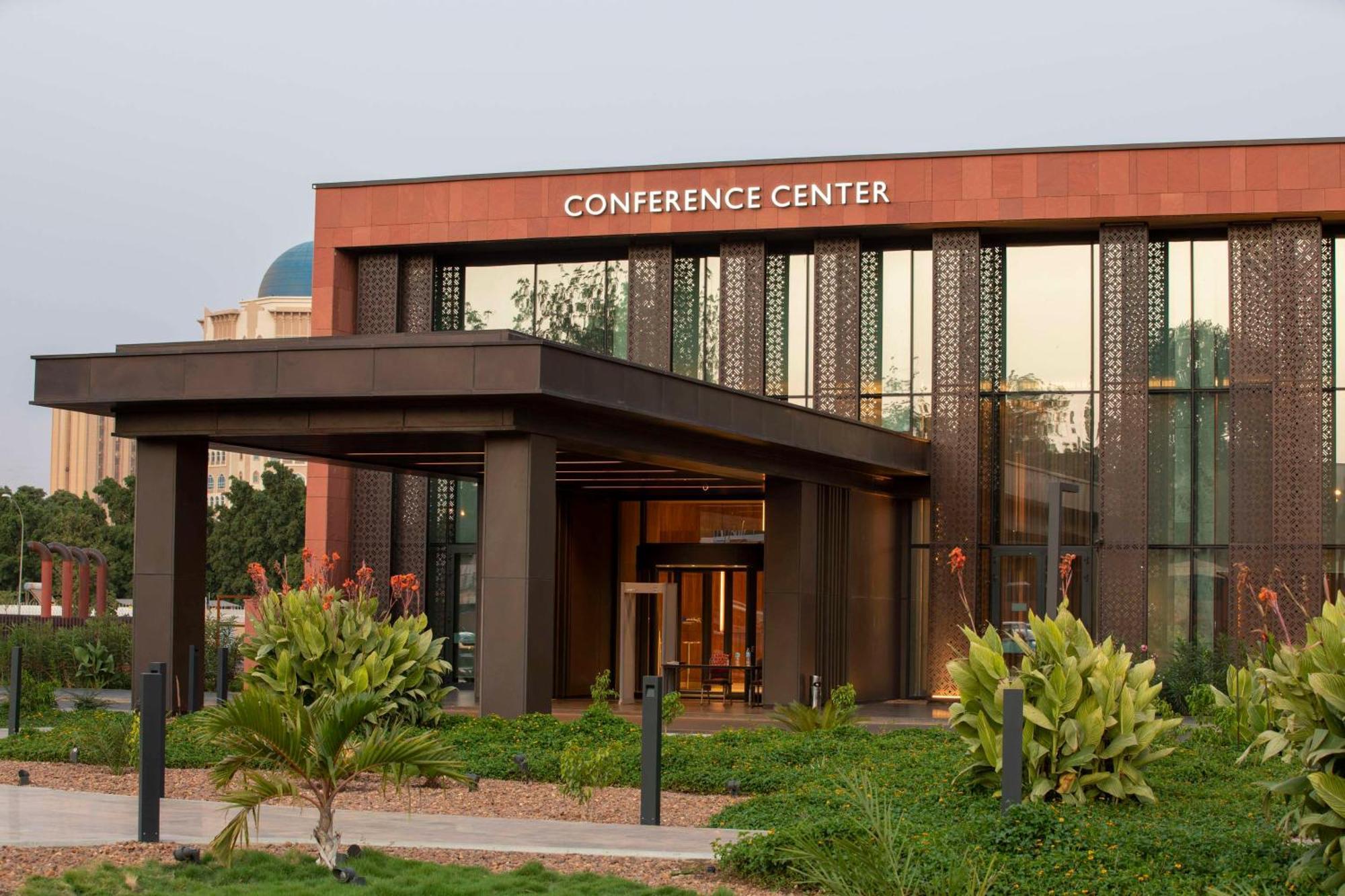 Radisson Blu Hotel & Conference Center, Niamey Ngoại thất bức ảnh