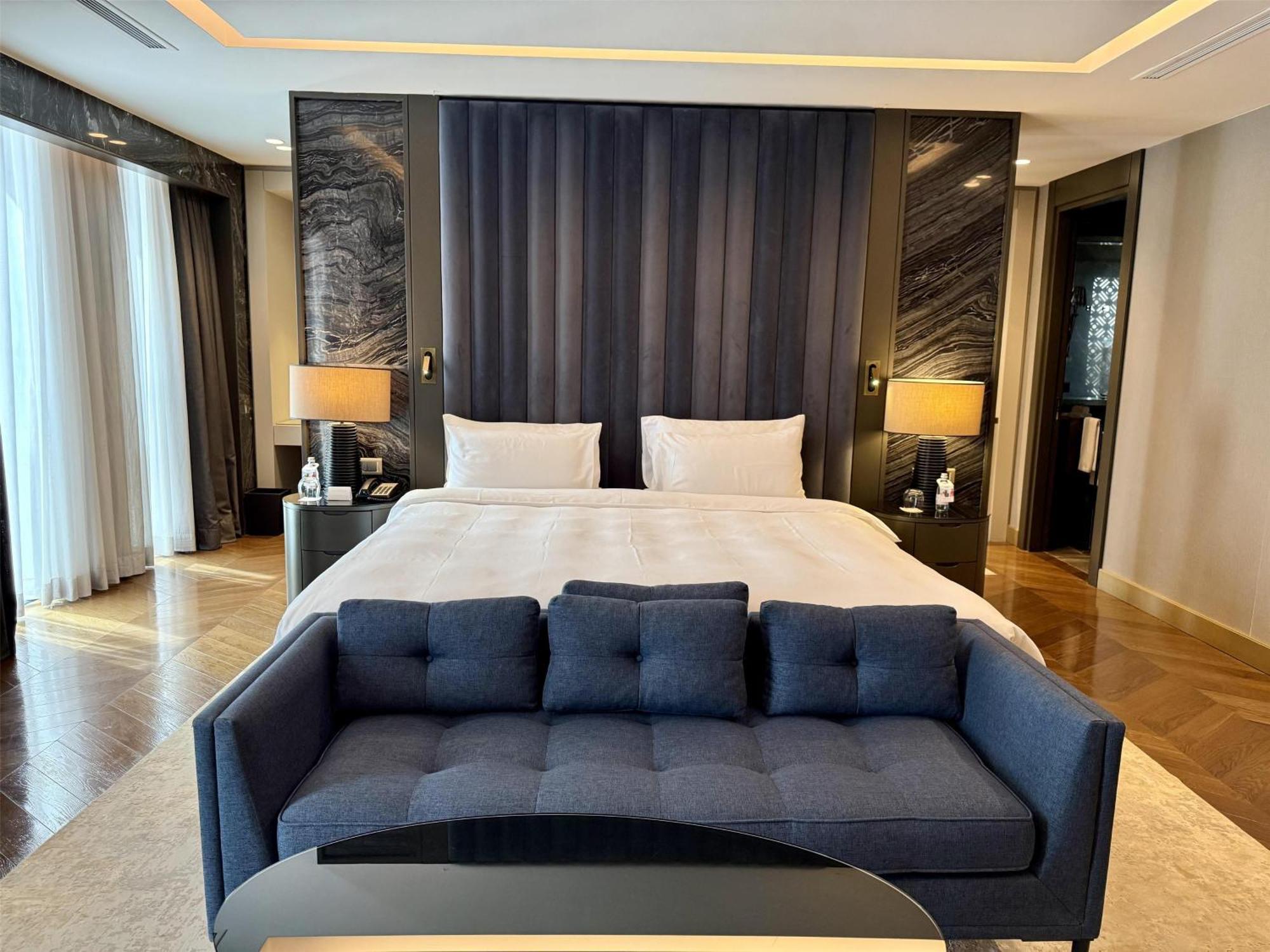 Radisson Blu Hotel & Conference Center, Niamey Ngoại thất bức ảnh